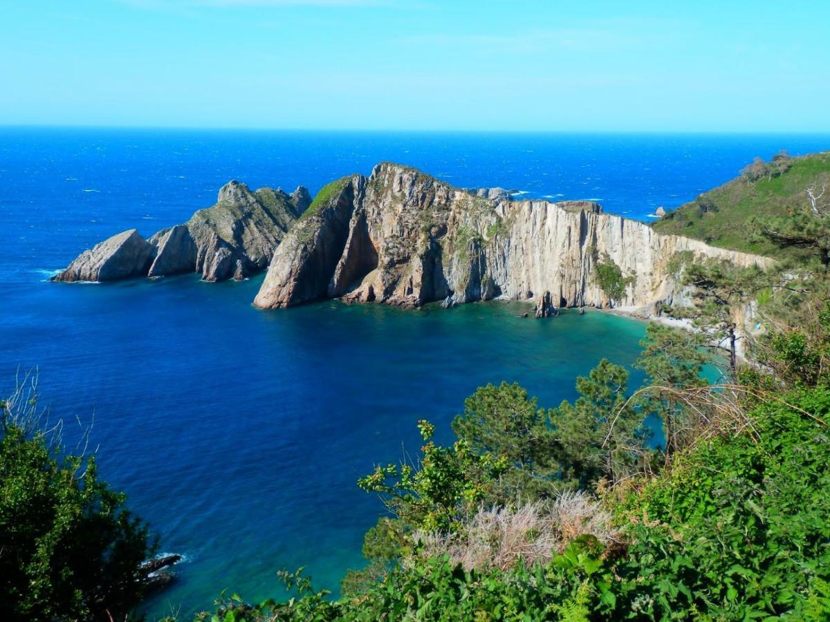 La Nana Del Mar / The Lullaby Of The Sea On Old Harbour Cudillero Exterior foto